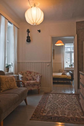Authentic apartment in Kalamaja with free parking, Tallinn